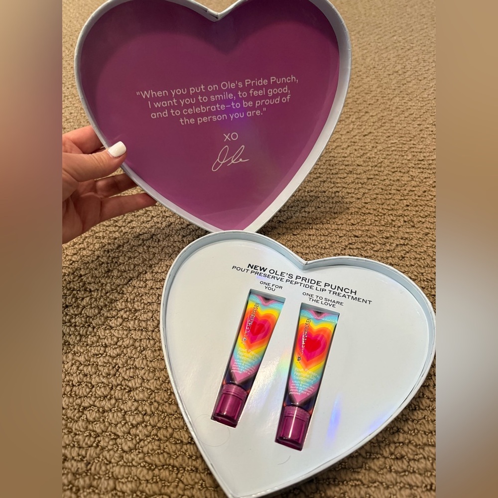 Ole Henriksen Pride Punch Pout Preserve Peptide Lip Treatment set ❤️🧡💛💚💙
